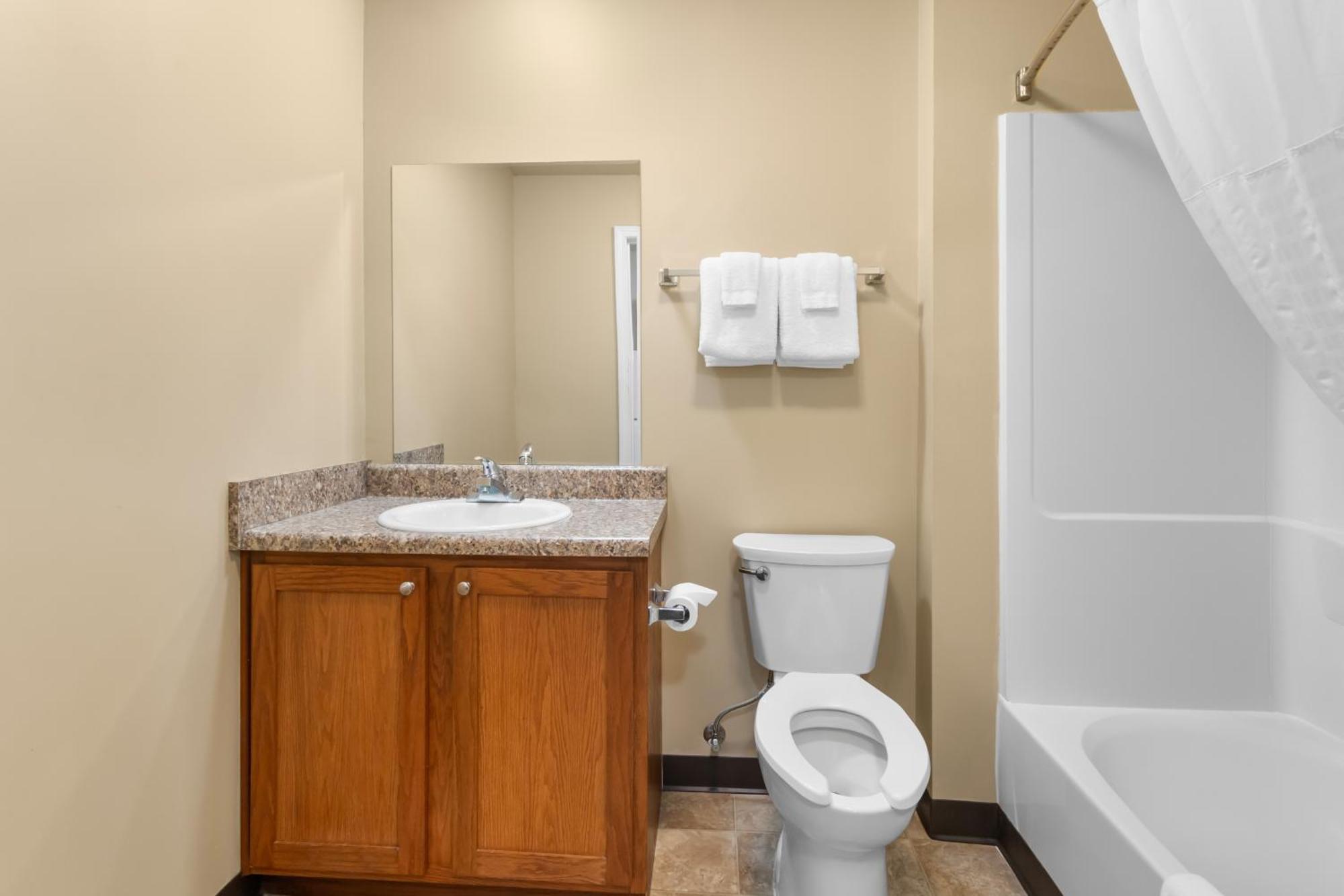 Risewell Kitchen Suites Pleasanton Dış mekan fotoğraf